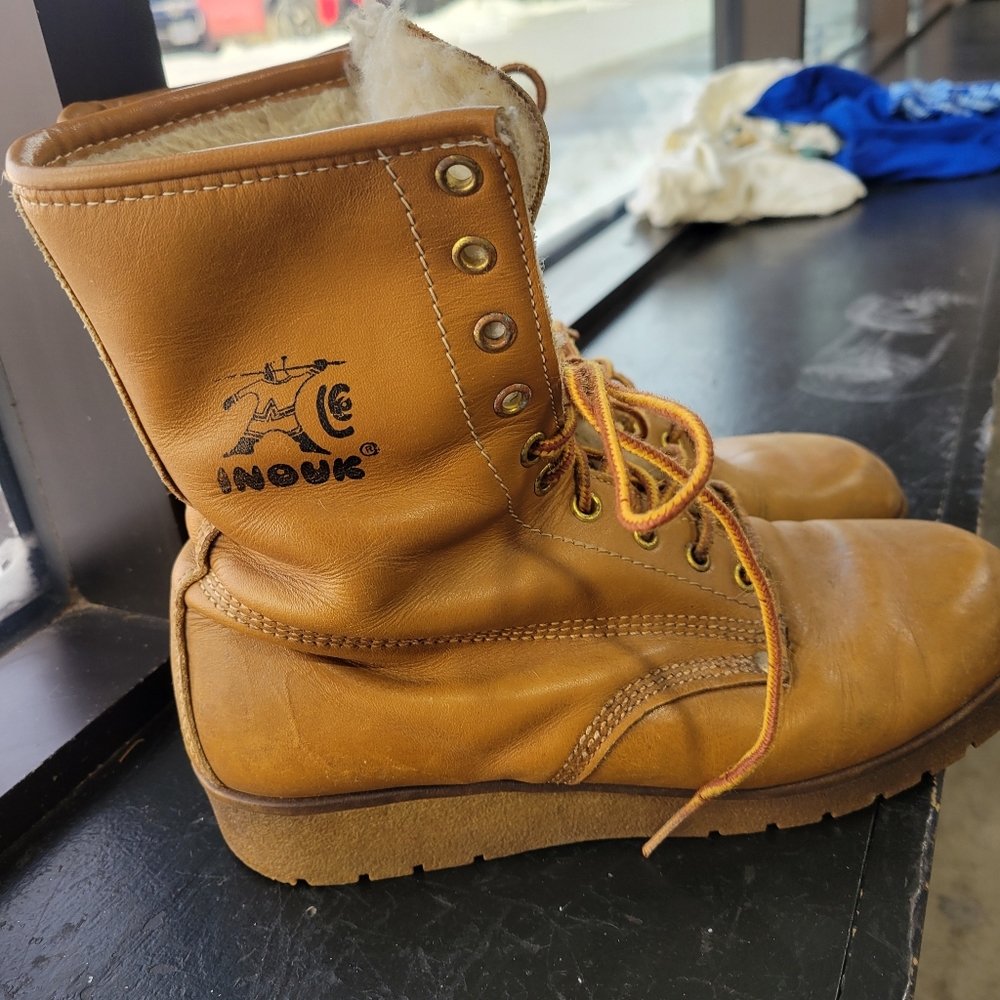 1970's Inouk Snow Boots | 9 Size Womens | Vintage Leather Warm Insulated Tan Lac